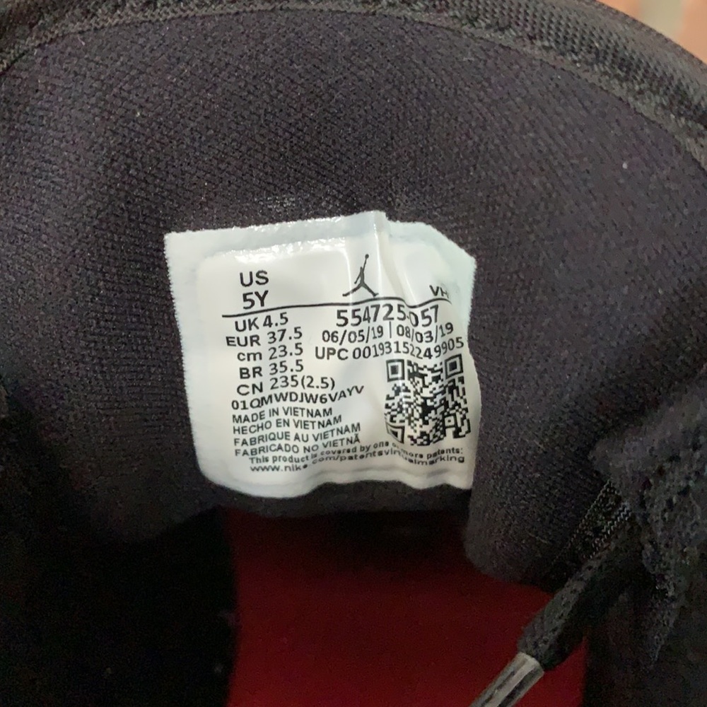 Nike Air Jordan 1’s Johnny Kilroy - Picture 4 of 8